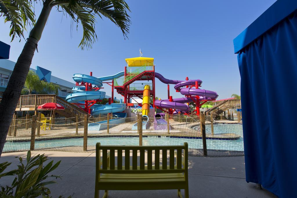 Ramada By Wyndham Flamingo Water Park Hotel Kissimmee Exterior foto