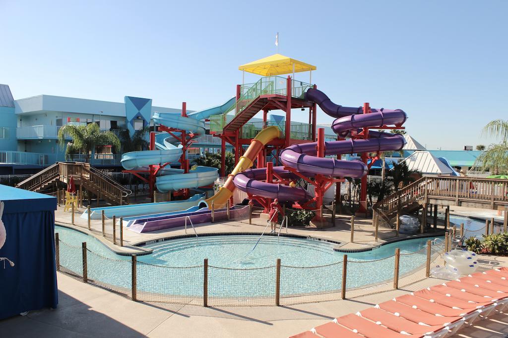 Ramada By Wyndham Flamingo Water Park Hotel Kissimmee Exterior foto